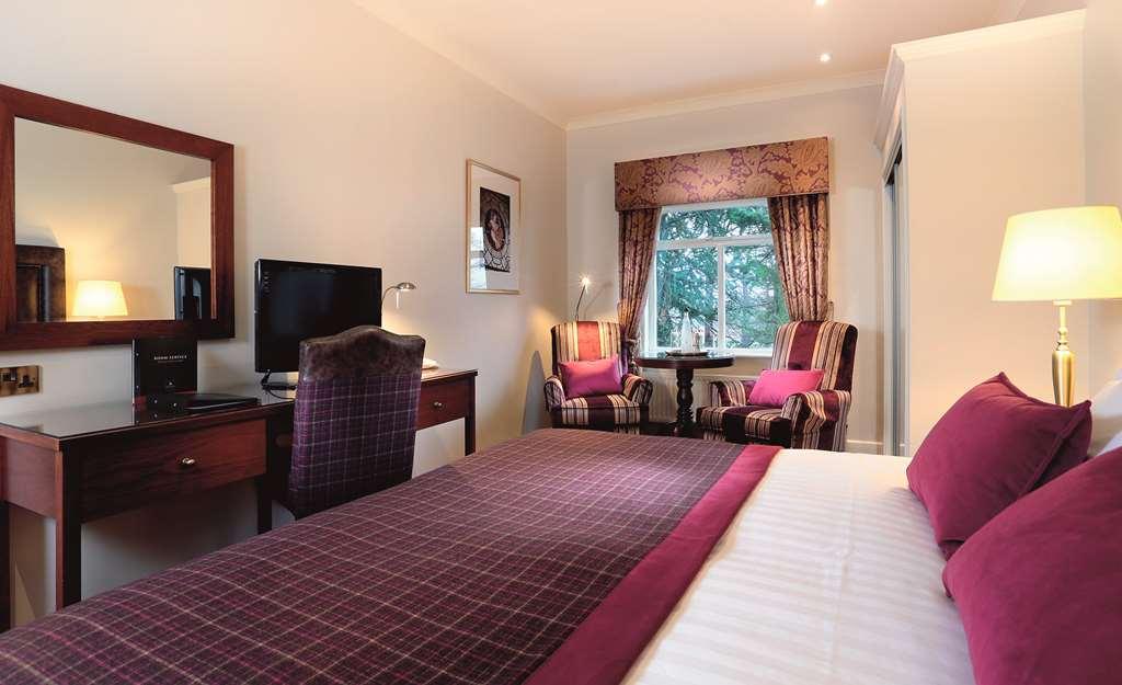 Macdonald Kilhey Court 4* Wigan