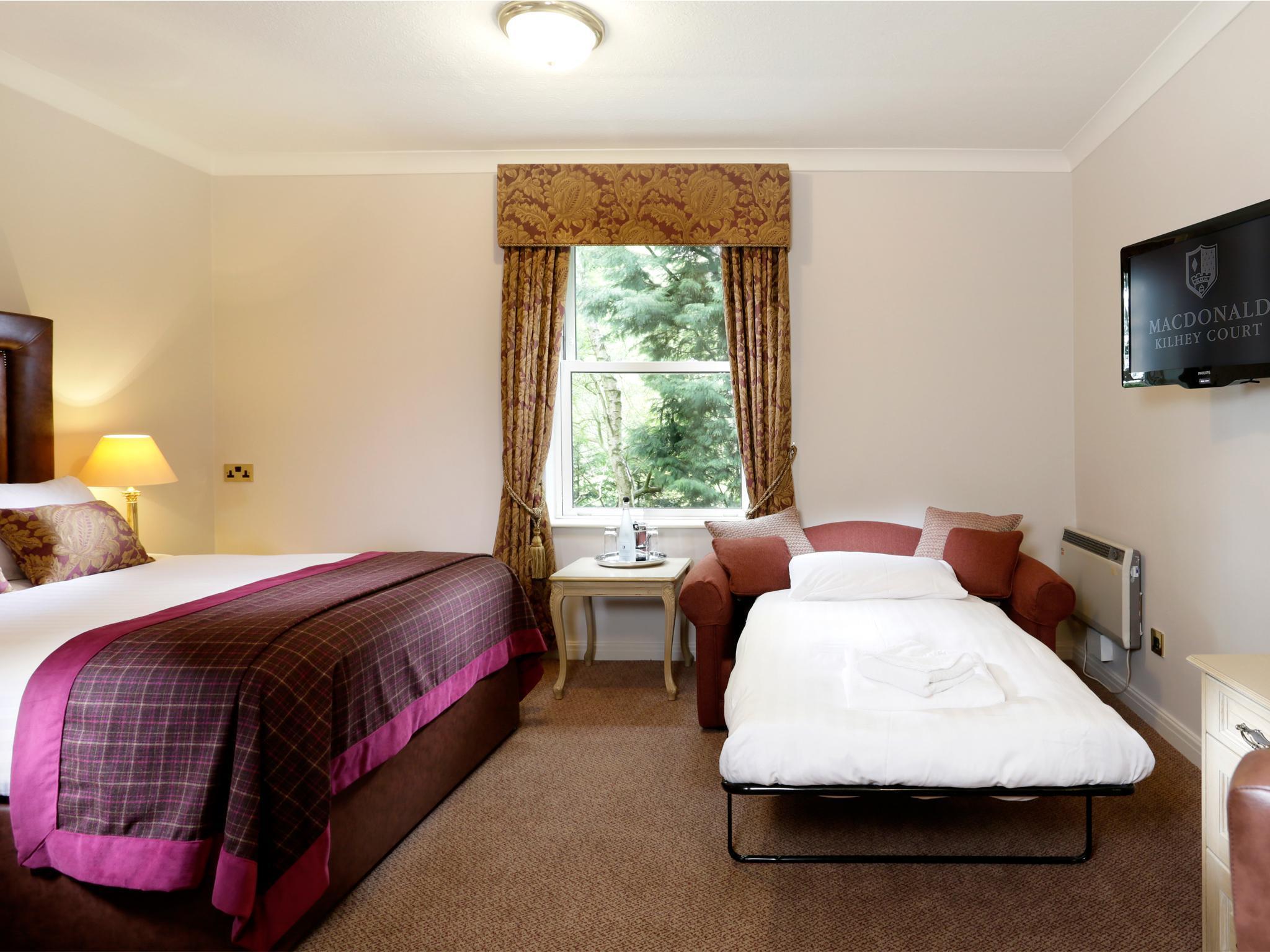 Macdonald Kilhey Court 4*
